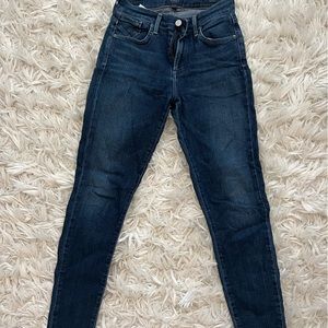 A gold E high waisted Sophie skinny Jean perfect condition size 25